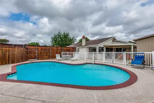 1902 Heather Way, Richardson, TX 75081 - Photo 8