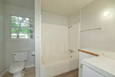 901 N Howeth, Gainesville, TX 76240 - Photo 18