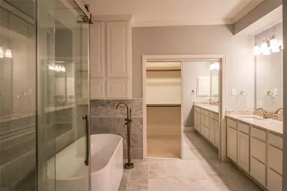 9130 Bottlebrush Lane, Irving, TX 75063 - Photo 12
