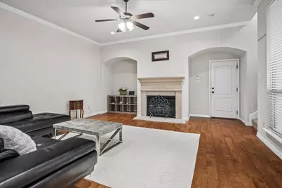 2470 Sunderland Lane, Lewisville, TX 75067 - Photo 6