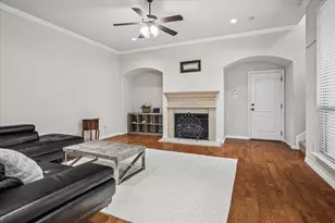 2470 Sunderland Ln, Lewisville, TX 75067 - Photo 6