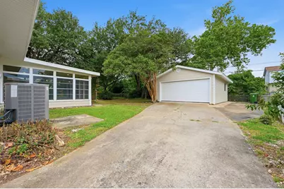 716 Pine Street, Hurst, TX 76053 - Photo 2