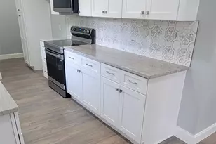 2700 Ozark Dr, Arlington, TX 76014 - Photo 8