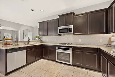 201 Sandy Creek Way, McKinney, TX 75072 - Photo 10