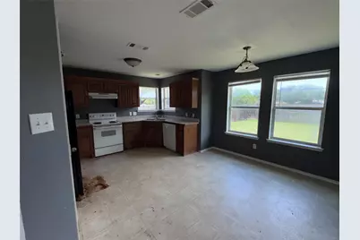 517 Birch Street, Crowley, TX 76036 - Photo 14