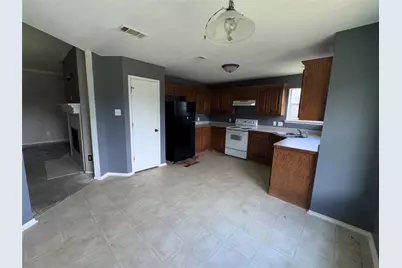 517 Birch Street, Crowley, TX 76036 - Photo 16