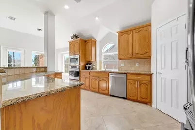 6940 Bent Spur Drive, Fort Worth, TX 76179 - Photo 6