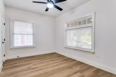 2101 Fairmount Avenue, Fort Worth, TX 76110 - Photo 10
