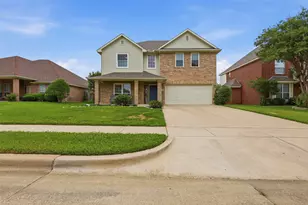 807 Huebner Way, Burleson, TX 76028 - Photo 2