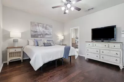 807 Huebner Way, Burleson, TX 76028 - Photo 32