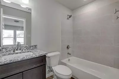 1136 E Broadway Avenue #1138, Fort Worth, TX 76104 - Photo 10