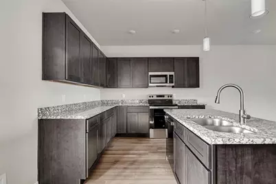 1136 E Broadway Avenue #1138, Fort Worth, TX 76104 - Photo 2