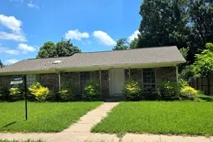 1018 Rockledge Dr, Garland, TX 75043 - Photo 12