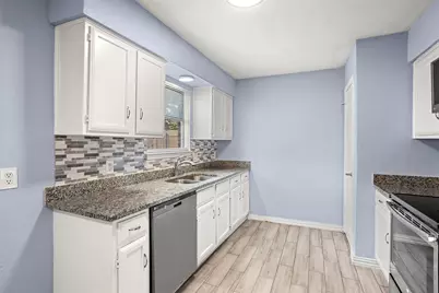 6200 Big Springs Drive, Arlington, TX 76001 - Photo 8