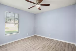 6200 Big Springs Dr, Arlington, TX 76001 - Photo 10