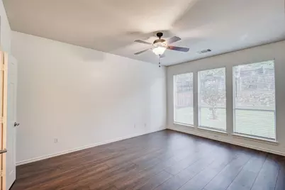7048 Summit Parc Drive, Dallas, TX 75249 - Photo 12