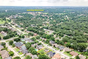 6817 Greenleaf Dr, North Richland Hills, TX 76182 - Photo 38