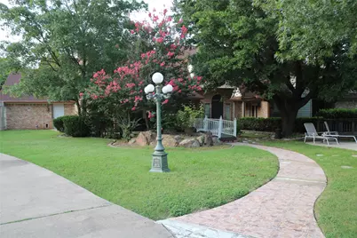 3010 Saint Lo, Irving, TX 75060 - Photo 12