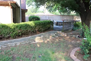 3010 Saint Lo, Irving, TX 75060 - Photo 6