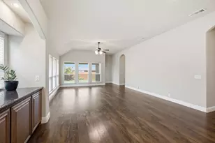 515 Lakeview Dr, Alvarado, TX 76009 - Photo 16