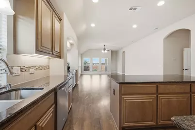515 Lakeview Drive, Alvarado, TX 76009 - Photo 14