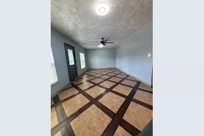 2218 Rockefeller Boulevard, Dallas, TX 75203 - Photo 2