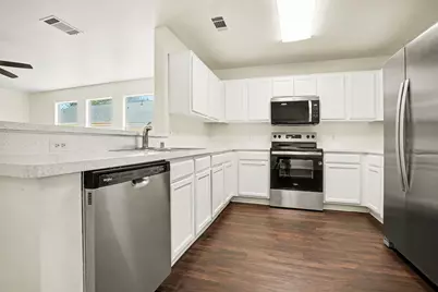 1966 Courtside Drive, Dallas, TX 75051 - Photo 10
