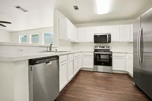 1966 Courtside Dr, Dallas, TX 75051 - Photo 10
