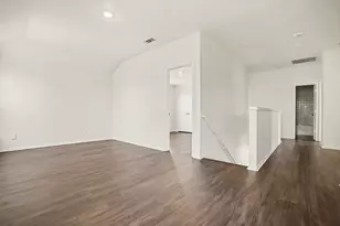 1966 Courtside Dr, Dallas, TX 75051 - Photo 14