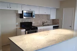 3505 Hanover Ln, Irving, TX 75062 - Photo 2