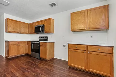 14847 Canyonridge Drive, Balch Springs, TX 75180 - Photo 10