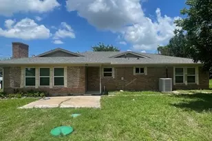 9517 Merritt Rd, Rowlett, TX 75089 - Photo 2