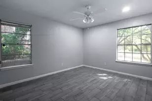605 Blue Lake Dr, Fort Worth, TX 76103 - Photo 30
