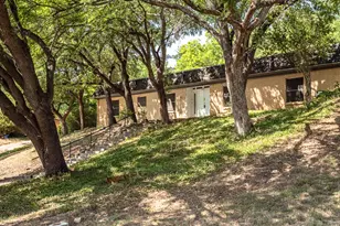 605 Blue Lake Dr, Fort Worth, TX 76103 - Photo 36