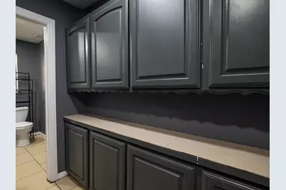 605 Blue Lake Drive, Fort Worth, TX 76103 - Photo 26