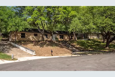 605 Blue Lake Drive, Fort Worth, TX 76103 - Photo 10