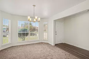 1125 Highland Station Dr, Saginaw, TX 76131 - Photo 4