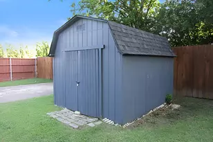 1721 Melrose St, Garland, TX 75042 - Photo 28