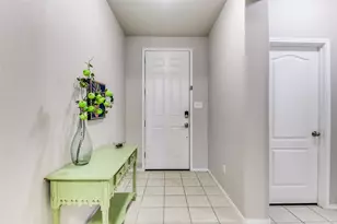 216 Bay, Waxahachie, TX 75165 - Photo 2