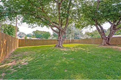 1911 Devonshire Drive, Arlington, TX 76015 - Photo 18