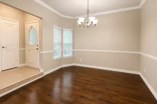 133 Springhill Dr, Hurst, TX 76054 - Photo 8