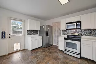 5600 Wiltshire Dr, Fort Worth, TX 76135 - Photo 10