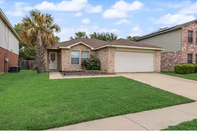 5600 Wiltshire Drive, Fort Worth, TX 76135 - Photo 1