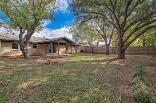 909 Kelley Dr, Everman, TX 76140 - Photo 26