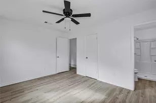 909 Kelley Dr, Everman, TX 76140 - Photo 16