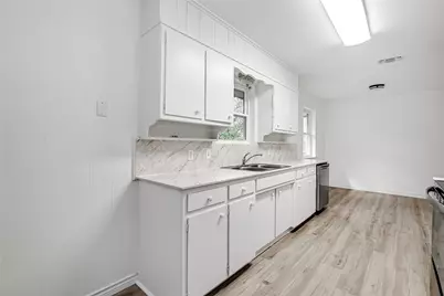909 Kelley Drive, Everman, TX 76140 - Photo 12