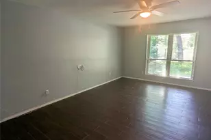 1816 Crooked Ln, Fort Worth, TX 76112 - Photo 22
