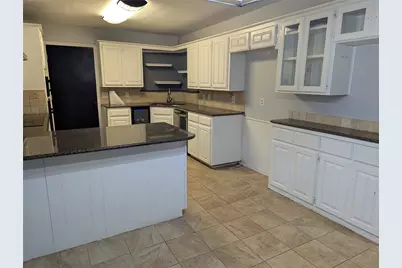1816 Crooked Lane, Fort Worth, TX 76112 - Photo 12