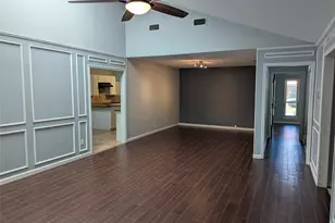 1816 Crooked Ln, Fort Worth, TX 76112 - Photo 4