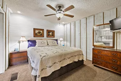 275 Lakecrest Drive, Pottsboro, TX 75076 - Photo 10